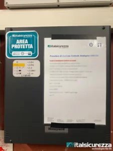 Alimentatore ausiliario del sistema antincendio