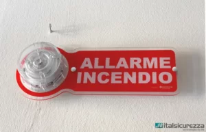 Segnalatore ottico acustico del sistema antincendio