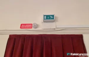 Segnaletica luminosa del sistema antincendio del Teatro Nuovo di Verona